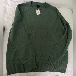 J. Crew Men’s Green Sweater